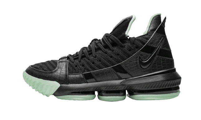 Nike LeBron 16 Glow product photo