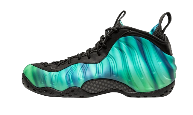Nike Air Foamposite One Northern Lights product photo