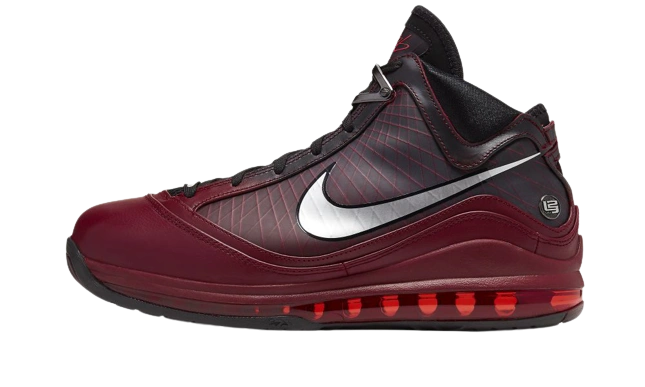 Nike LeBron 7 Christmas (2019) product photo