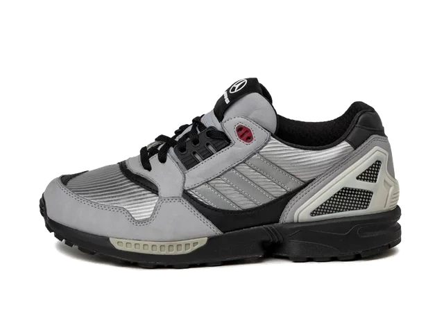 adidas ZX 8500 Mercedes AMG Silver Power Red Produktfoto