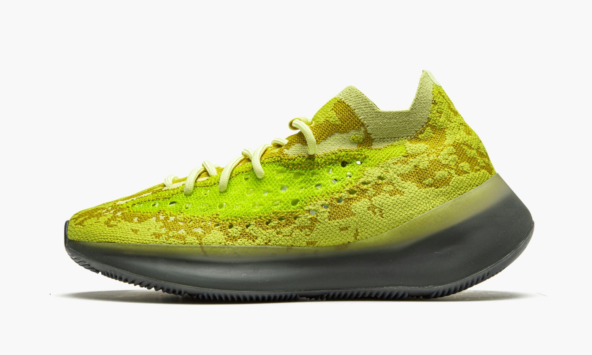 Yeezy Boost 380 Hylte Produktfoto