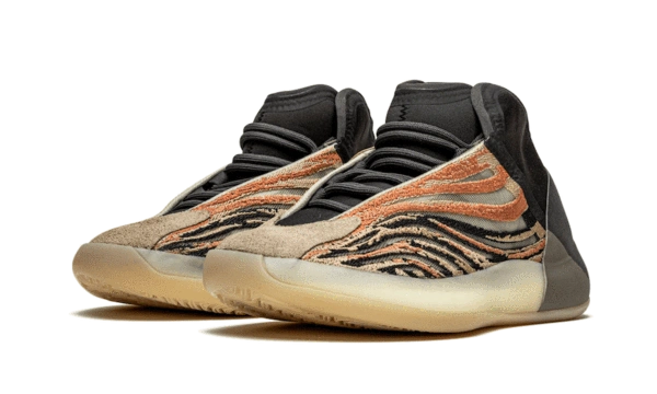 Yeezy QNTM Flash Orange - Image 1