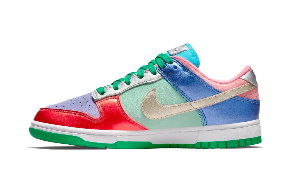Nike Dunk Low Sunset Pulse (W) product photo