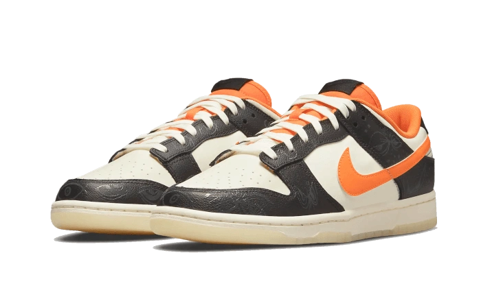 Nike Dunk Low PRM Halloween (2021) (GS) - Image 1