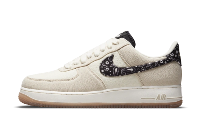 Foto del prodotto Nike Air Force 1 Low Paisley Swoosh