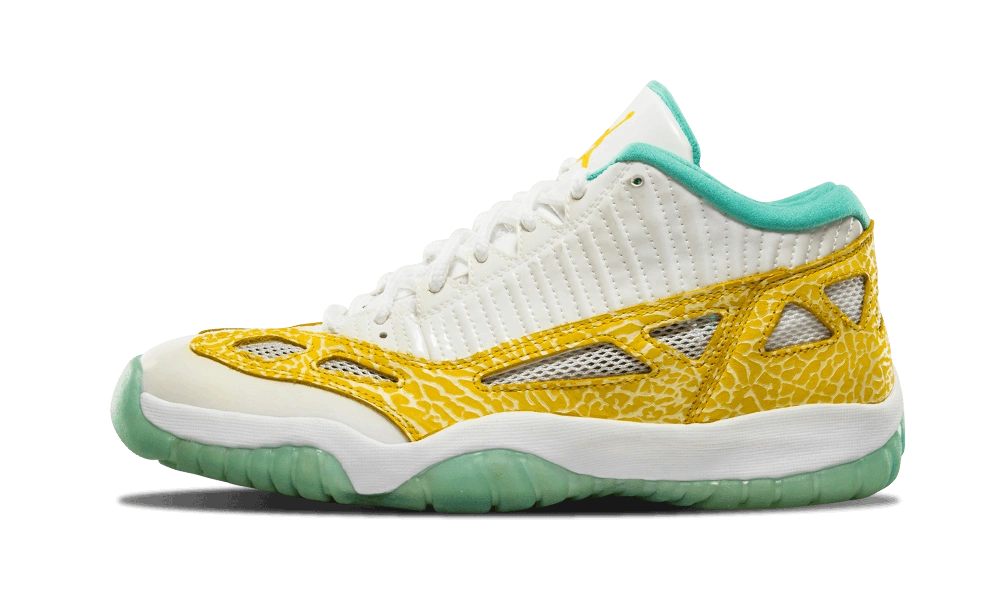 Jordan 11 Retro Low IE Azure (2007) productfoto