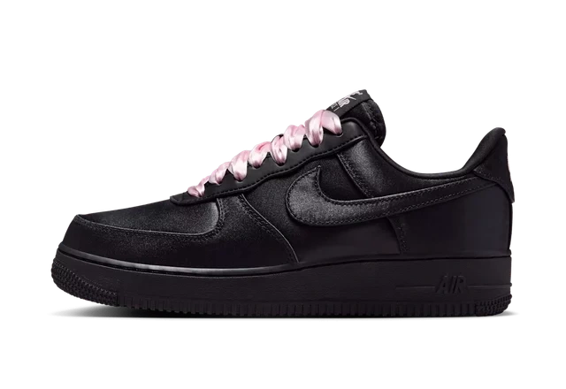 Photo du produit Nike Air Force 1 Low '07 LV8 Black Satin (W)