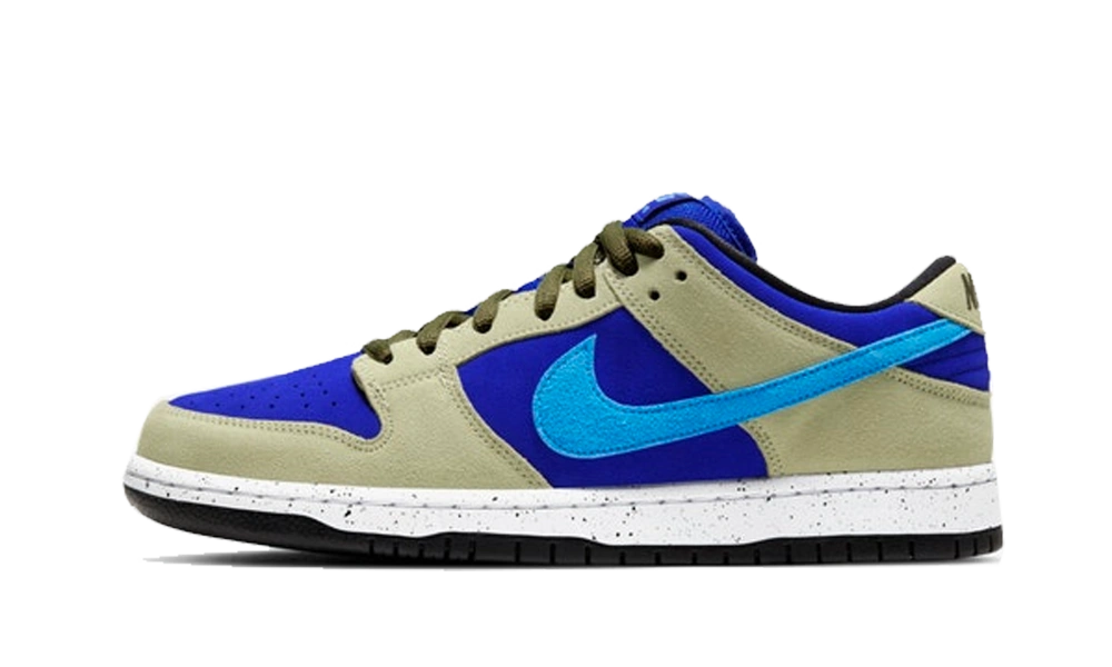 Nike Dunk Low SB ACG Celadon product photo
