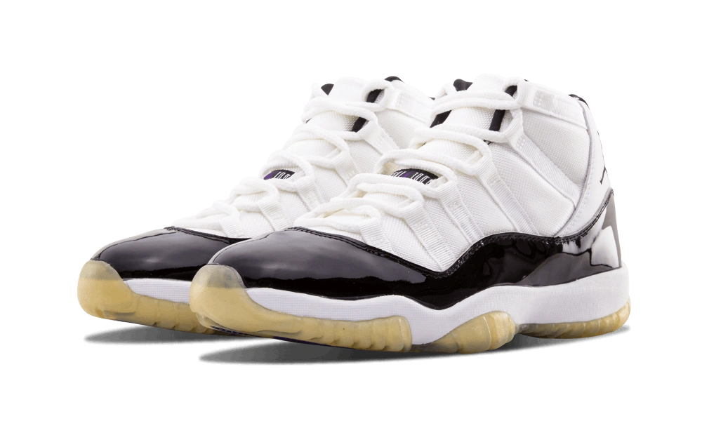 Jordan 11 Retro Concord (2000) - Image 1