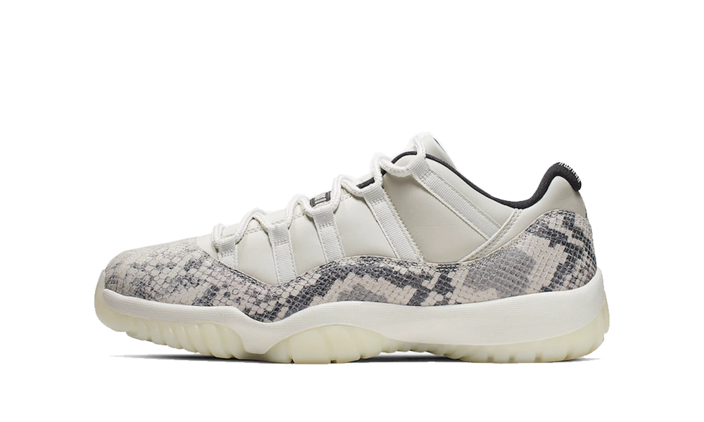 Jordan 11 Retro Low Snake Light Bone (GS) productfoto