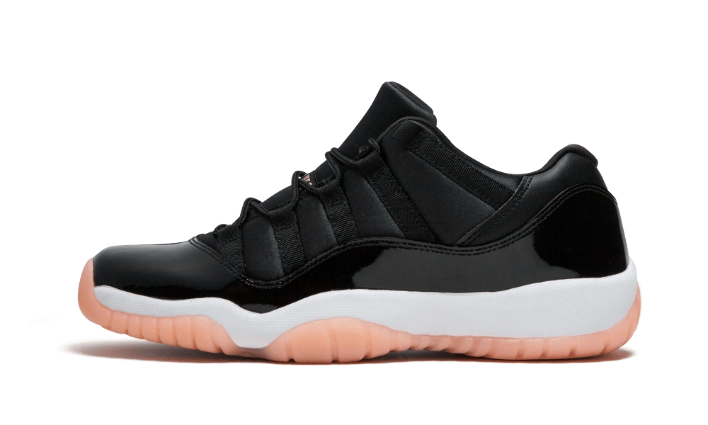 Jordan 11 Retro Low Bleached Coral (GS) productfoto
