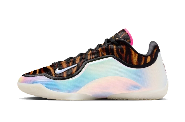 Nike LeBron 23 Heat Wave productfoto
