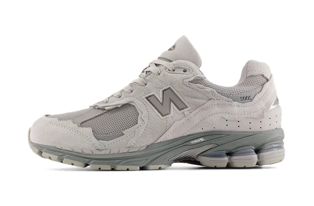 New Balance 2002R Gore-Tex Protection Pack Slate Grey product photo