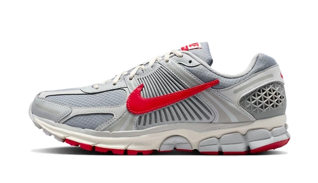 Nike Zoom Vomero 5 SE 'Grey Fog & University Red' Produktfoto