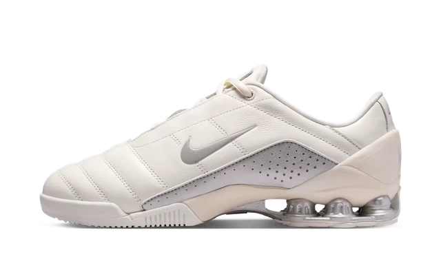 Nike Total 90 Shox Magia Sail Metallic Silver (W) Produktfoto