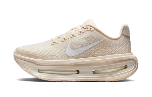 Nike Vomero Premium Chalk (W) Produktfoto