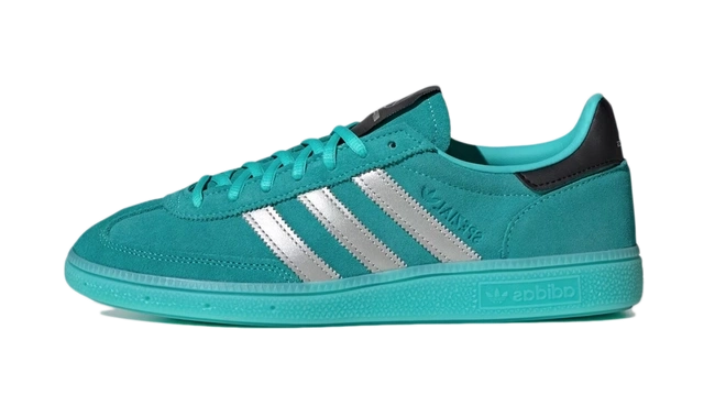 adidas Handball Spezial Mercedes-AMG Petronas Formula One Team Semi Mint Rush productfoto