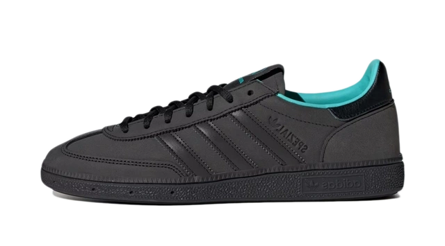 adidas Handball Spezial x Mercedes AMG 'Reflective Core Black' productfoto
