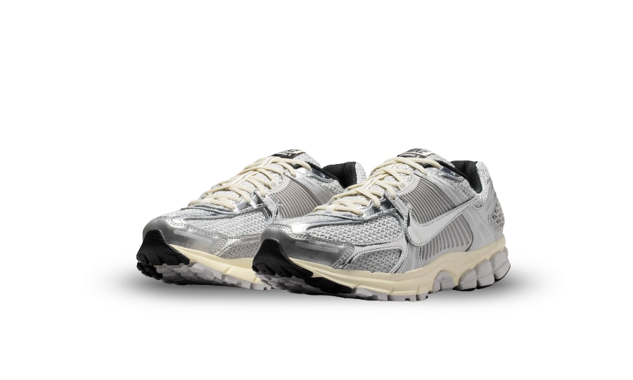 Nike Zoom Vomero 5 Grey Fog Chrome - Image 1