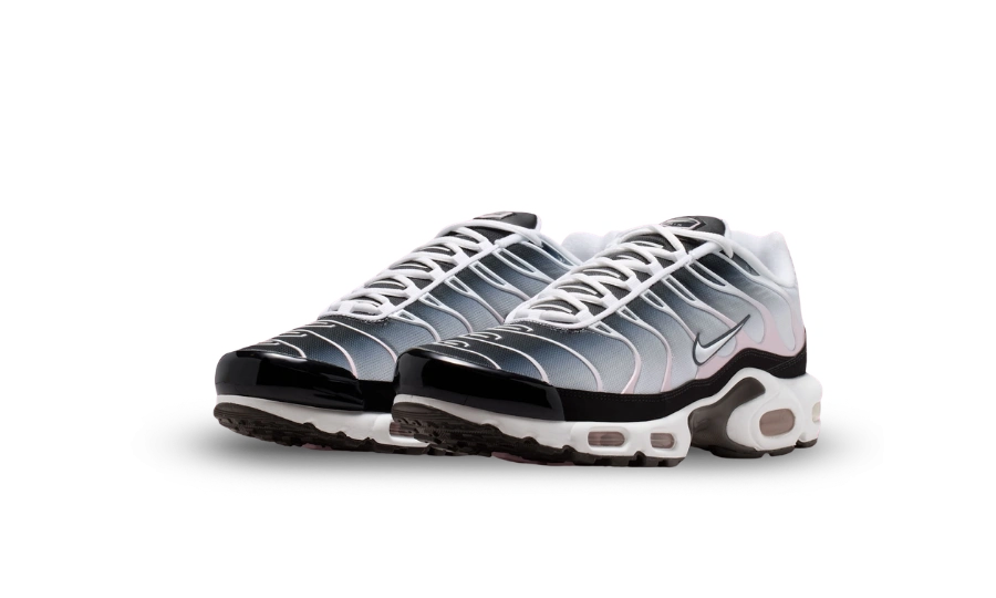 Nike Air Max Plus Black Pink Foam - Image 1
