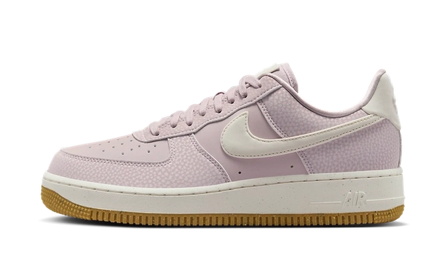 Foto del prodotto Nike Air Force 1 Low '07 Next Nature Platinum Violet (W)