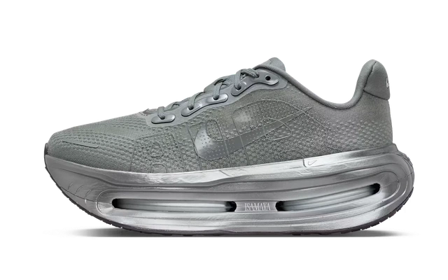 Nike Vomero Premium Isamaya Run Forever (W) Produktfoto