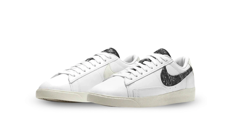 Nike Wmns Blazer Low SE 'White Black' (W) - Image 1