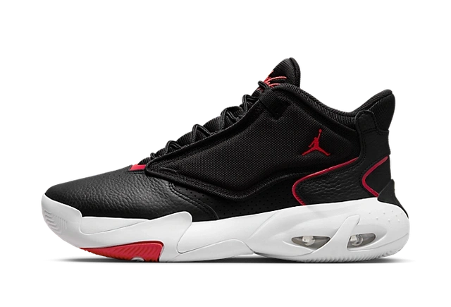 Jordan Max Aura 4 Black University Red