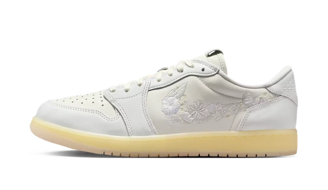Jordan 1 Retro Low OG Rabbit Floral Swoosh