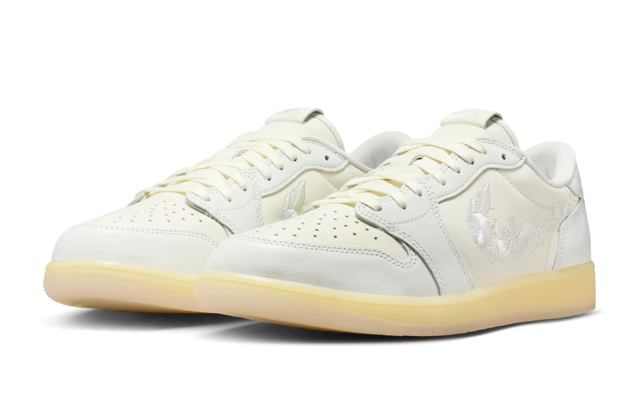 Jordan 1 Retro Low OG Rabbit Floral Swoosh - Image 2