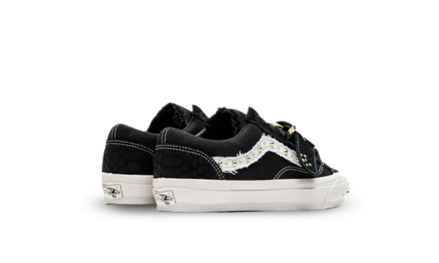 Vans Premium Old Skool 36 Metagirl Buckle Black White - Image 1