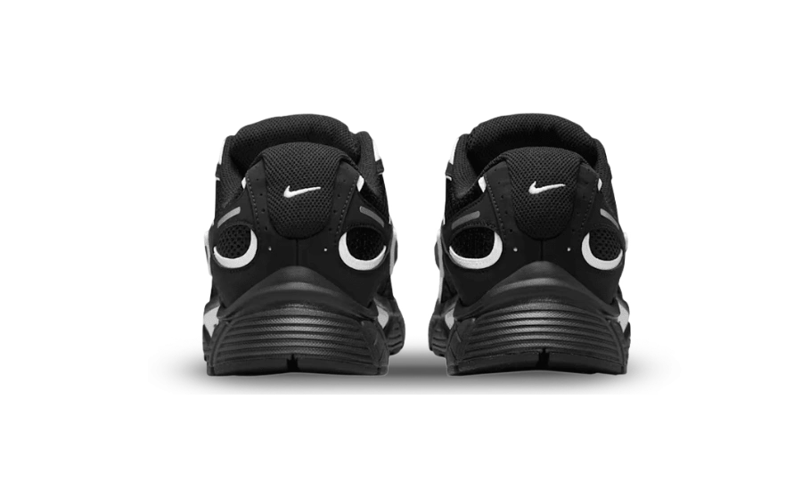Nike V5 RNR 'Black & White' - Image 1
