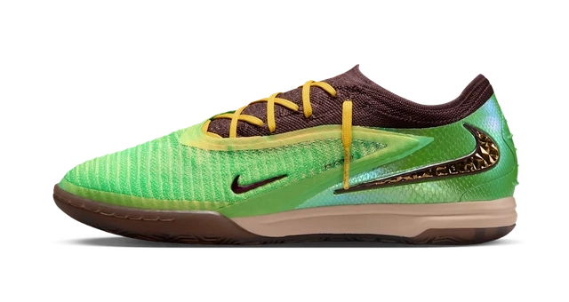 Nike Phantom 6 Low Elite IC SE Travis Scott Produktfoto