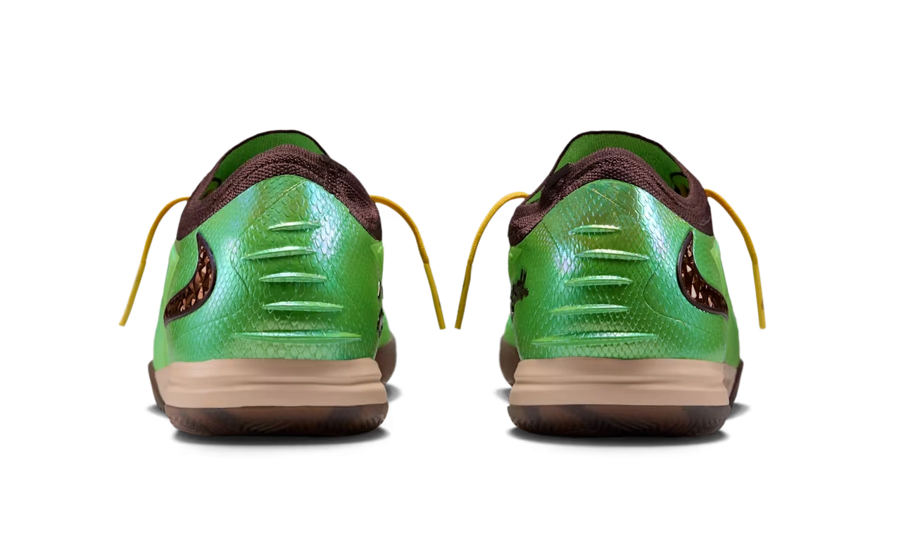 Nike Phantom 6 Low Elite IC SE Travis Scott - Image 1