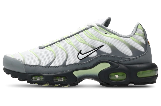 Nike Air Max Plus Light Liquid Lime