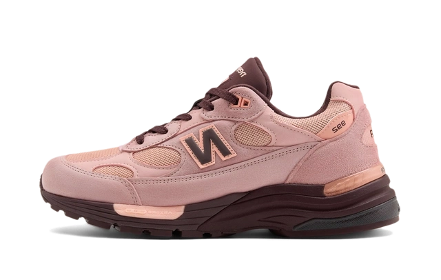 New Balance 992 MiUSA Pink Chalk productfoto