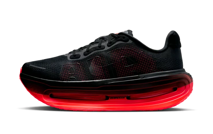 Nike Vomero Premium Black Bright Crimson Produktfoto