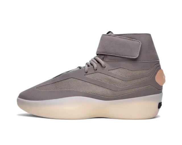 adidas Fear of God Athletics II Basketball Putty Beige Produktfoto