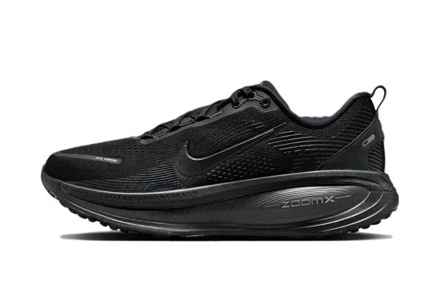 Nike Vomero 18 Black Dark Smoke Grey Light Smoke Grey Produktfoto