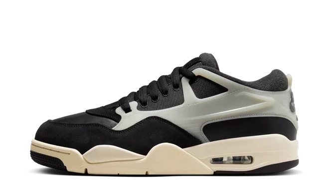 Photo du produit Jordan 4 RM Black Sail
