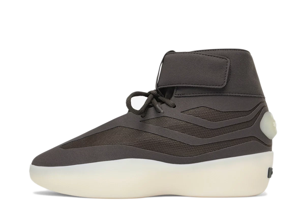 adidas Fear of God Athletics II Basketball Night Brown Produktfoto
