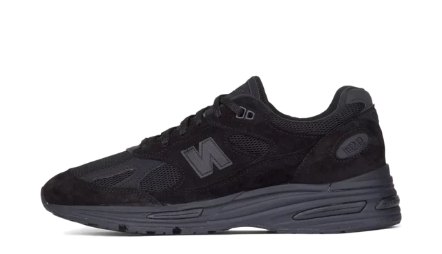 New Balance 991v2 MiUK Black Grey productfoto
