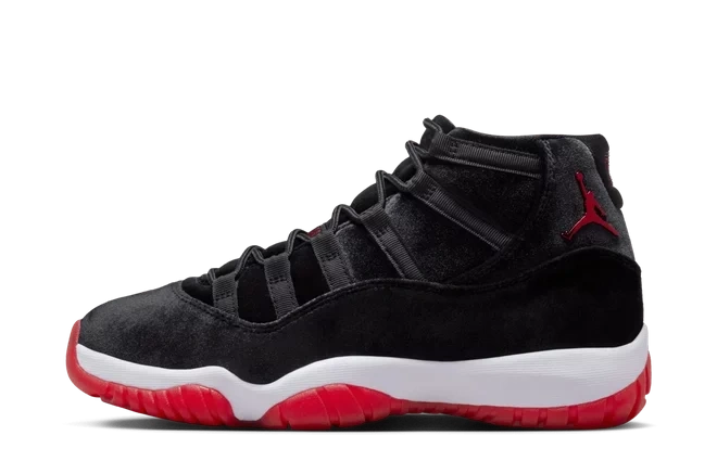 Jordan 11 Retro Bred Velvet (W) productfoto