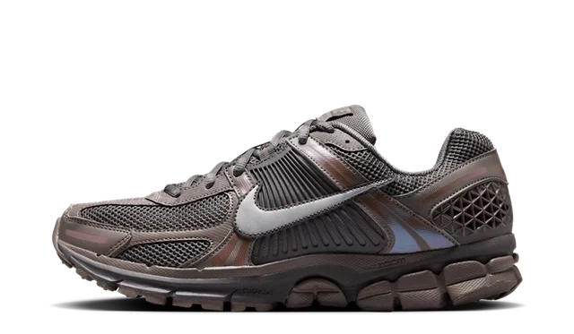 Nike Zoom Vomero 5 Cave Stone product photo