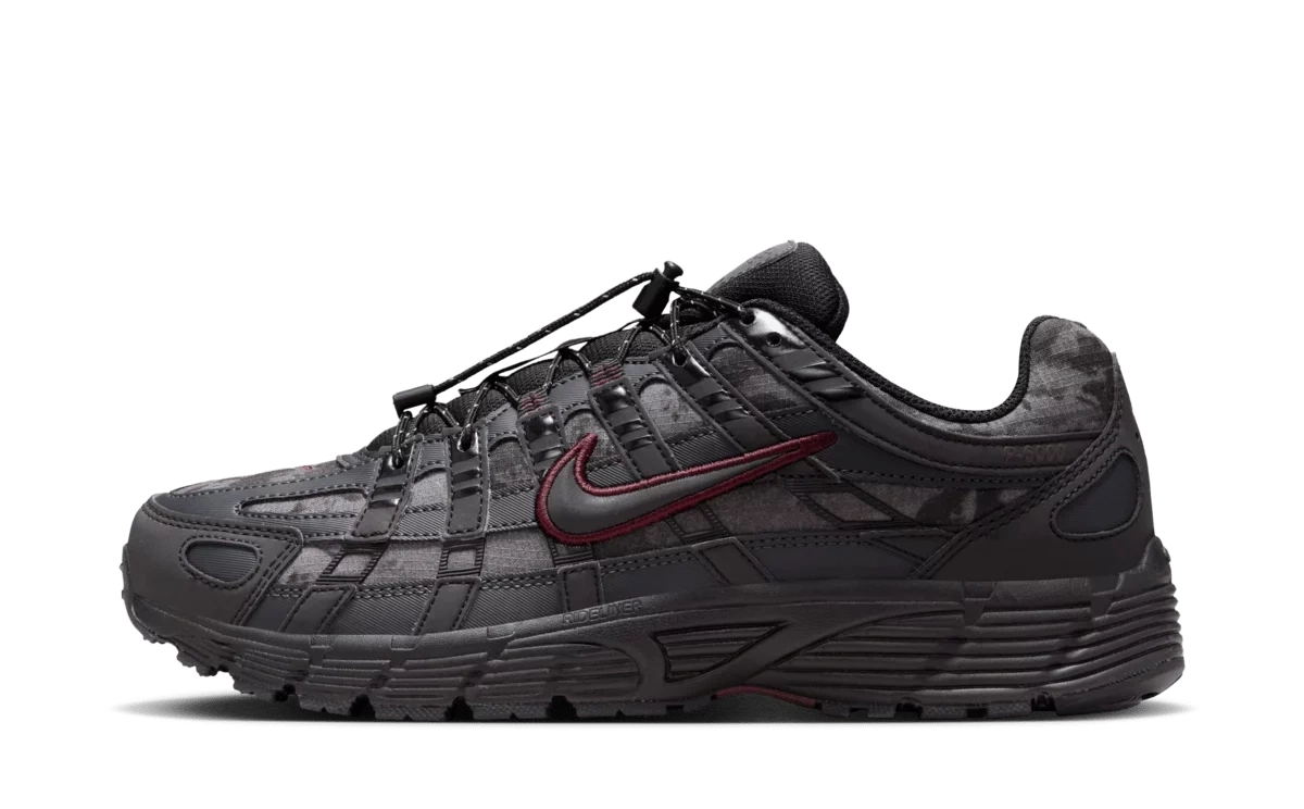 Nike P-6000 'Black' productfoto