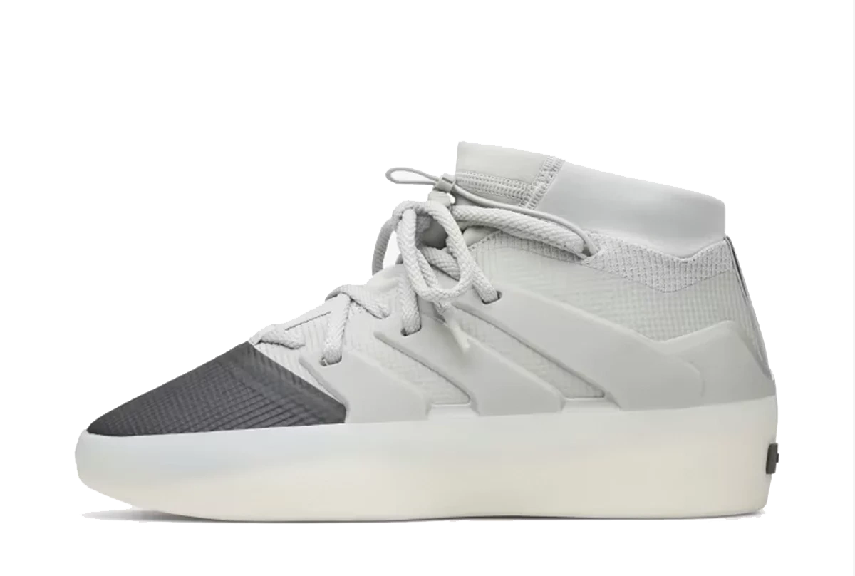 adidas Fear of God Athletics I Basketball Sesame Carbon Produktfoto