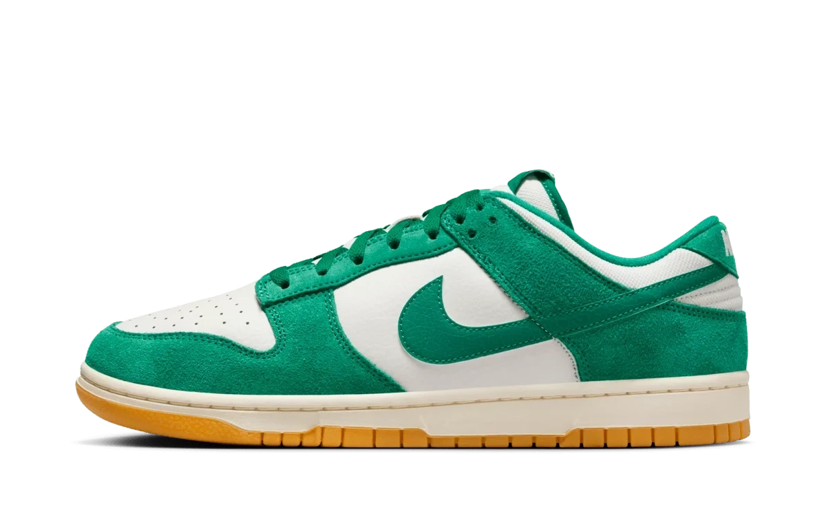 Nike Dunk Low SE Malachite product photo