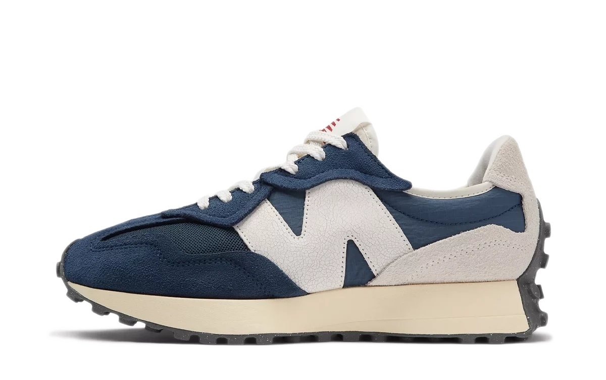 New Balance 327 'Navy' product photo
