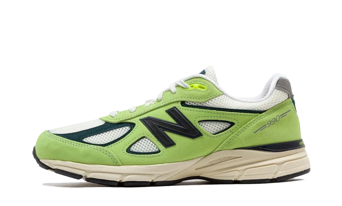 New Balance 990v4 MiUSA Teddy Hi-Lite product photo