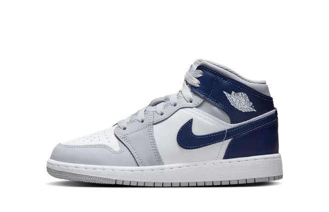 Photo du produit Jordan 1 Mid Wolf Grey Midnight Navy (GS)